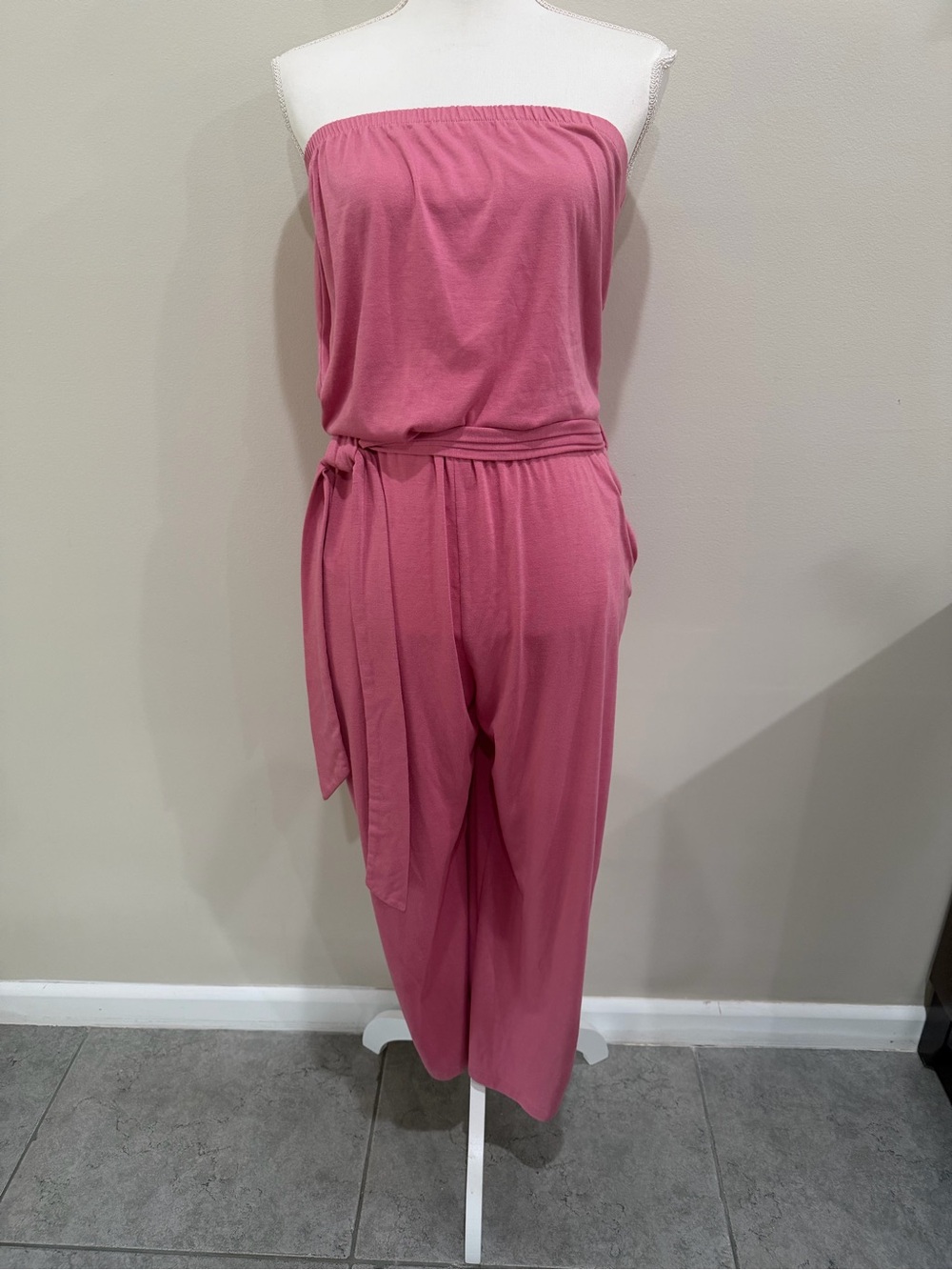 ZESICA Jumpsuit Romper Size M Tube Top Strapless Belted Straight Leg Rose Pink
